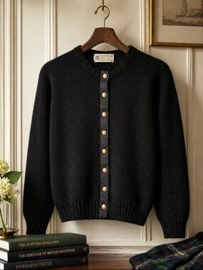 Vintage Aston Scotland Shetland Wool Cardigan Gold Crest Buttons 36